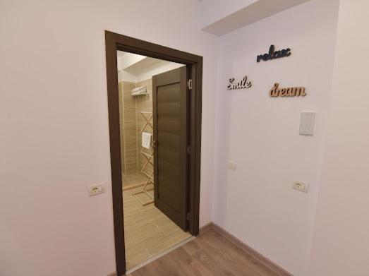 דירות Năvodari Radu Studio Mamaia Nord מראה חיצוני תמונה